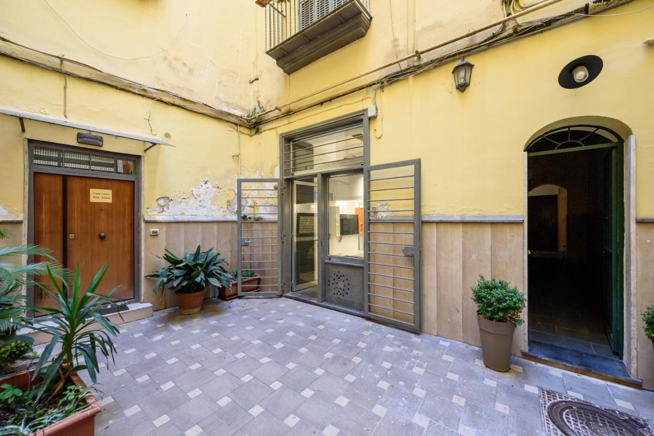 Appartamento Riviera Di Chiaia 155 Napoli Esterno foto