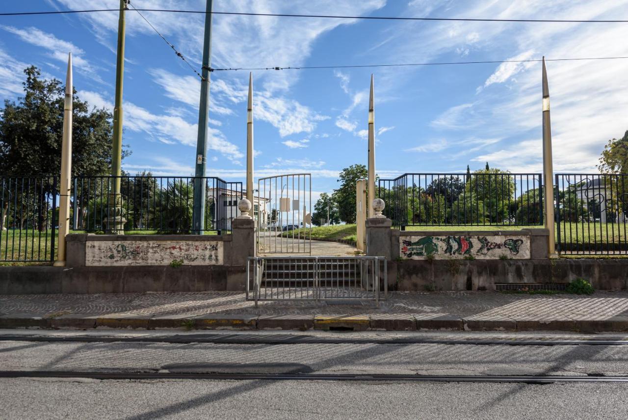 Appartamento Riviera Di Chiaia 155 Napoli Esterno foto